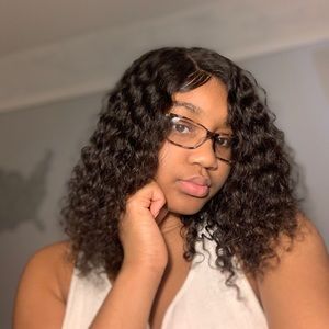 Meet your Posher, Nakayla